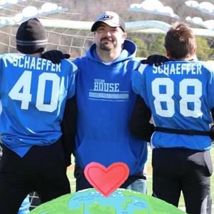 Meet your Posher, Leslie